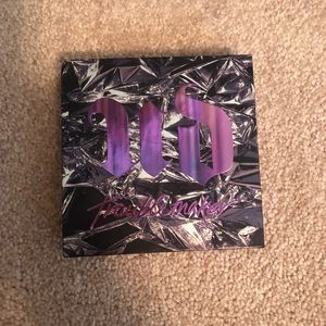 Urban decay troublemaker pallet